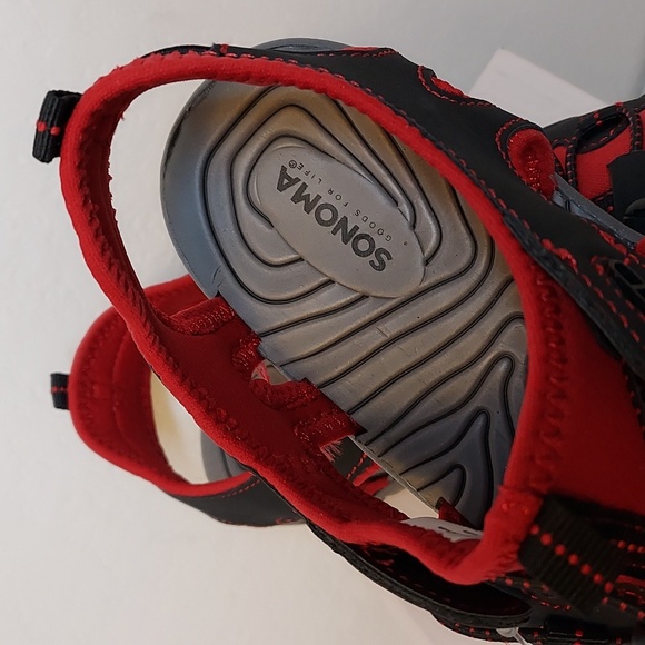 Boys Sonoma Goods For Life Whirlwind River Sandal - Picture 12 of 14